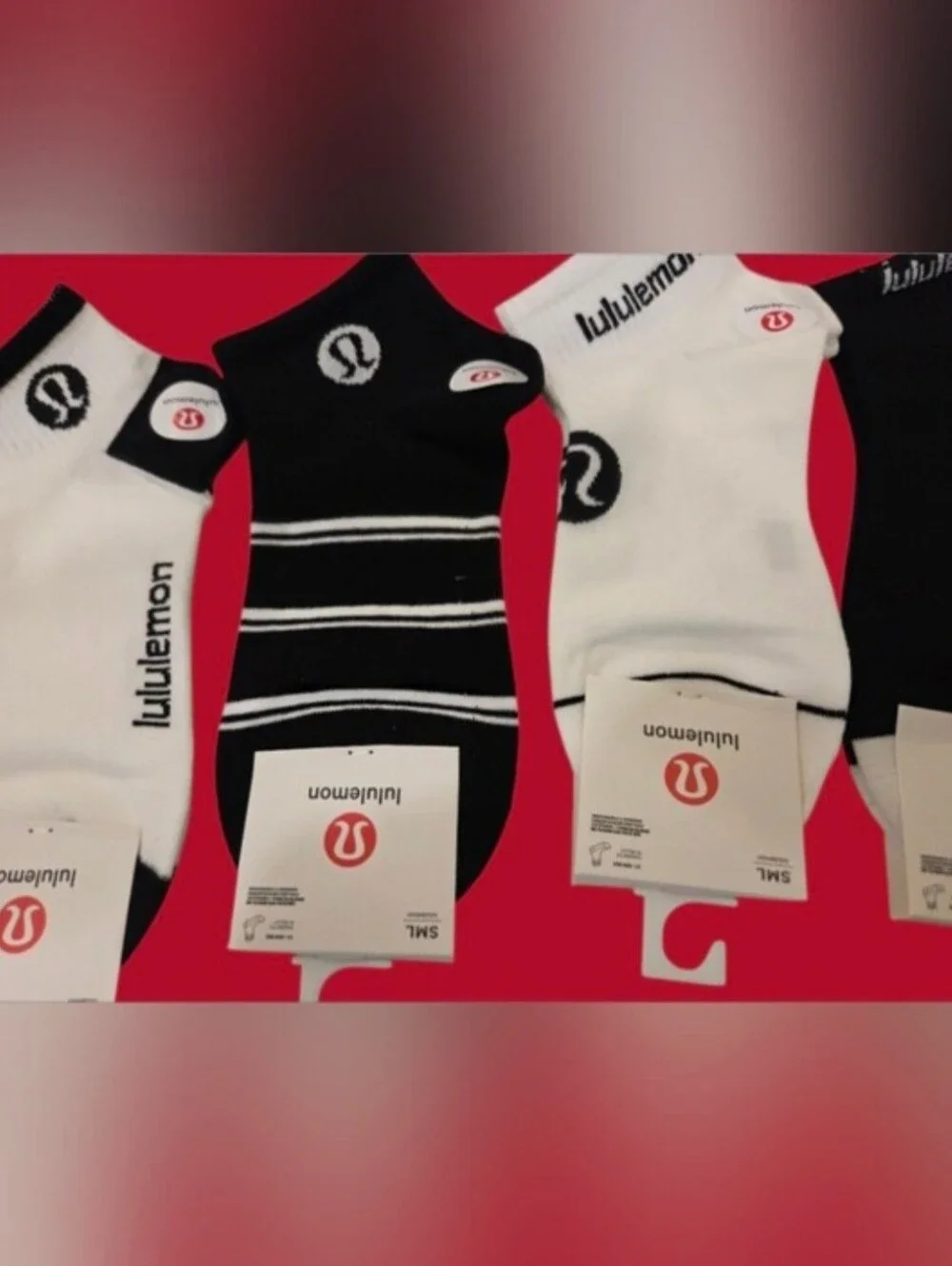 Lululemon Womens Logo Ankle Socks Small BNWT With Box5 Pair Black & White